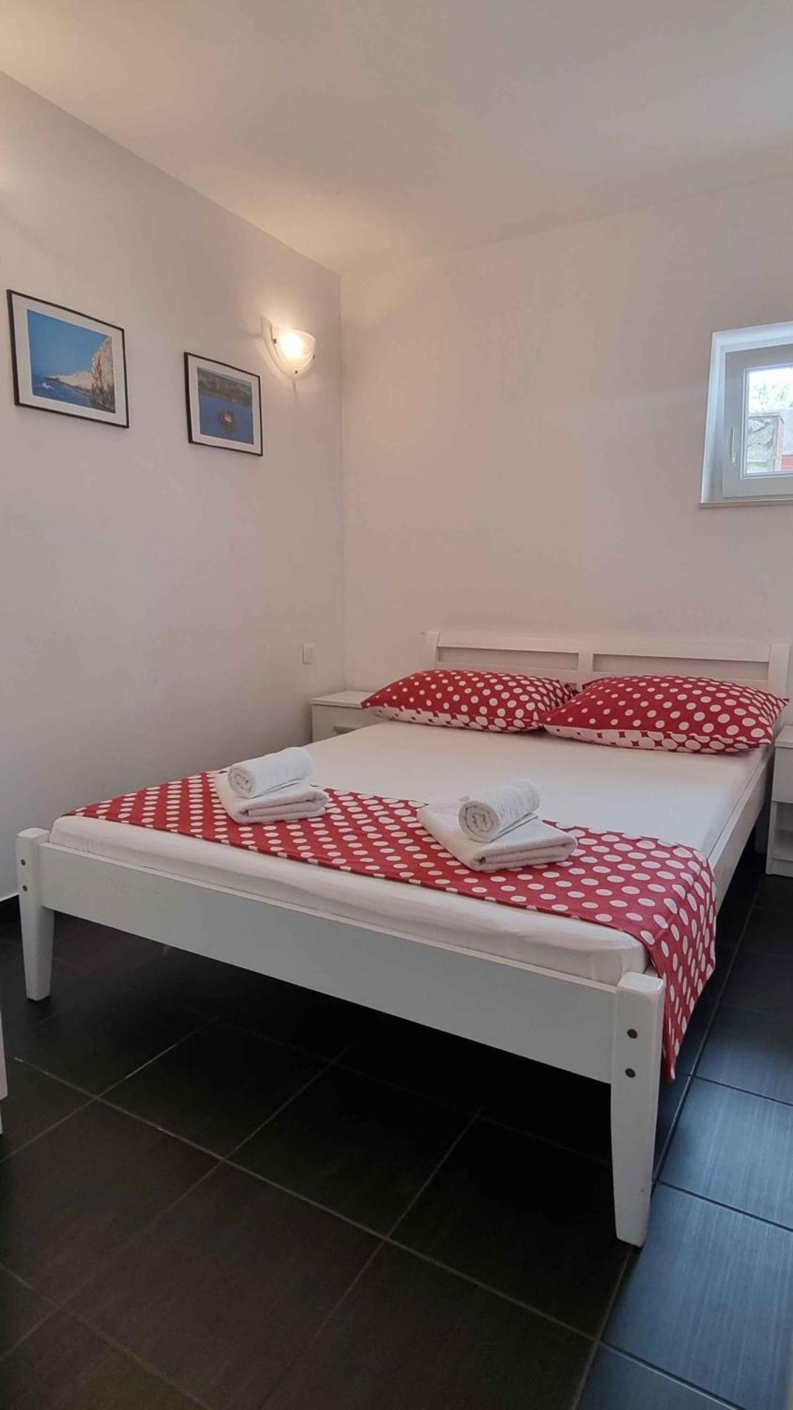 Apartment Mimice 4 Eksteriør billede